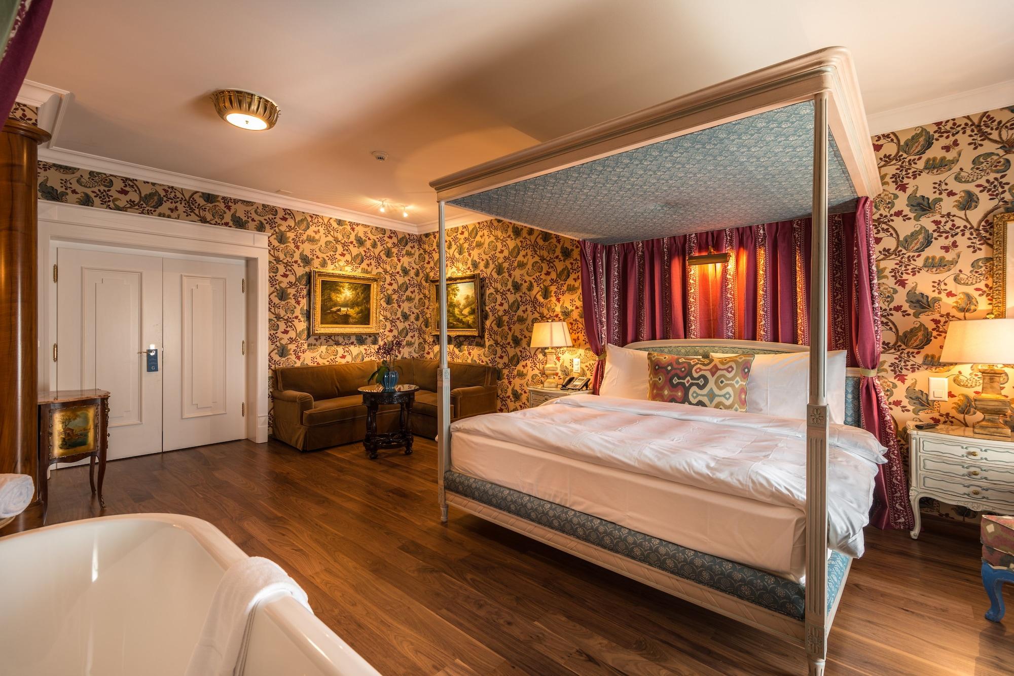 Chateau Guetsch Hotel 4*